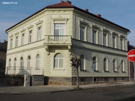 Pronájem bytu 1+kk 39 m², Komenského, Nymburk