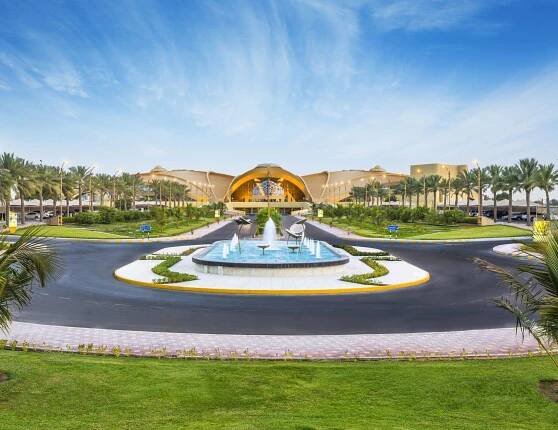 Officers Club & Abú Dhabí