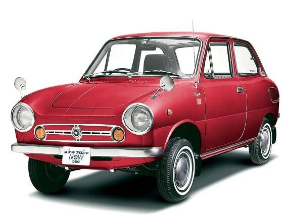 Tkalcovské stavy, motorová kola a až pak automobily. Suzuki slaví sté narozeniny