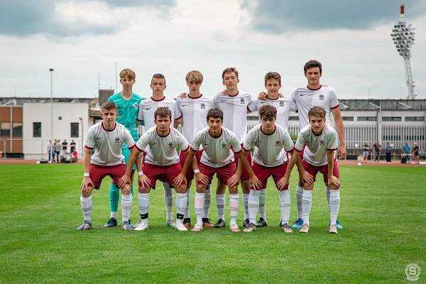 Bronz šestnáctky | sparta.cz