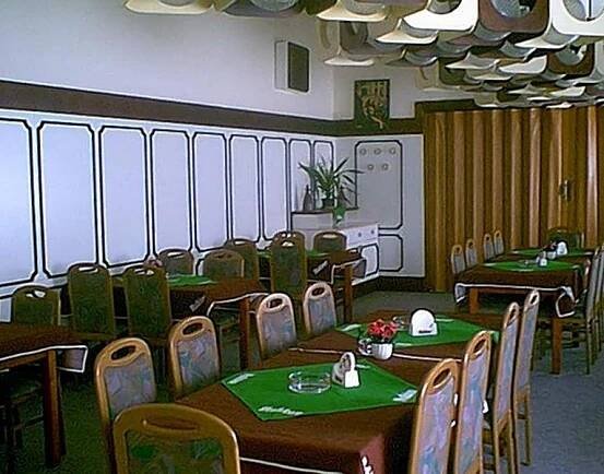 Penzion a restaurace V Ráji