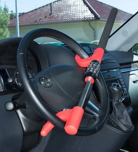 Bezpečnostná-páka- na-volant