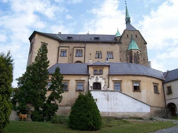 Soubor:CZ Sternberg - Castle 3.jpg – Wikipedie