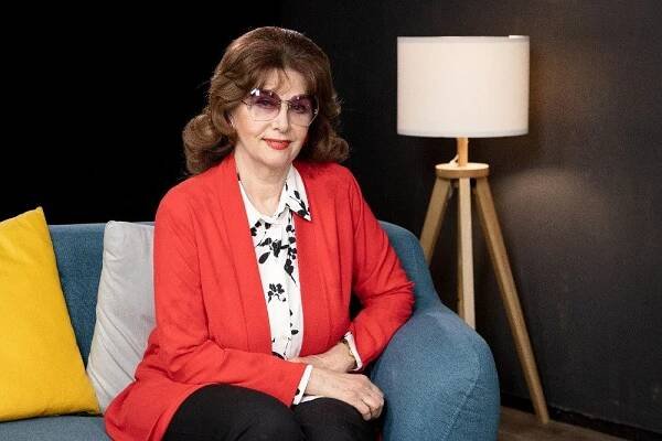 Saskia Burešová omluvnou kytici od Vojty Kotka nepřevzala: Duševní buranství mě nemůže urazit, říká hlasatelka