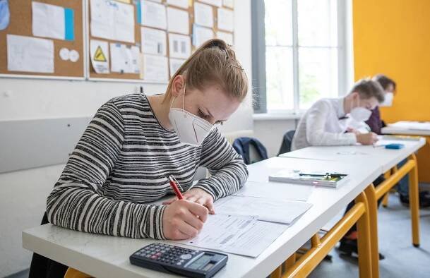 150 minut nervů a soustředění: tak vypadají písemné maturity z matematiky