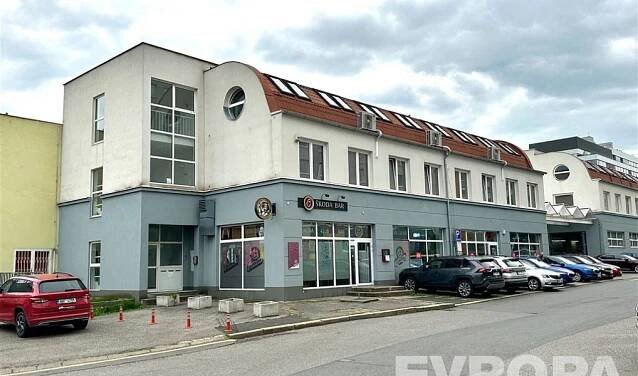 Kanceláře, obchod s vlastním vstupem, recepcí a výhledem, Nušlova, Bucharova, Praha 13, Stodůlky | Reality.iDNES.cz 