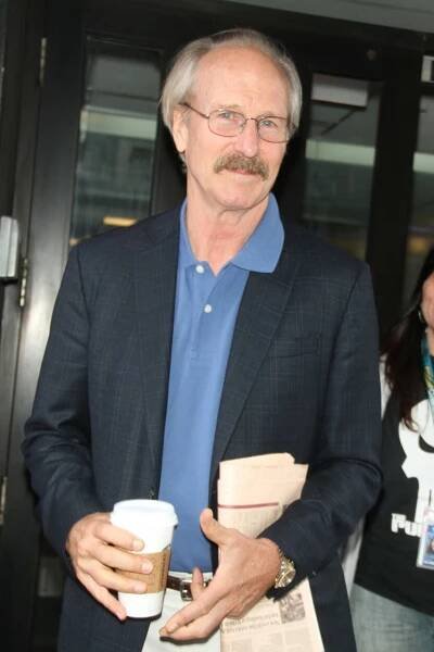 Ve věku 71 let zemřel oscarový herec William Hurt, hrál v Avengers. Trápila ho rakovina prostaty, rozšířila se do kostí