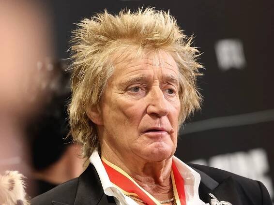 Rod Stewart makes heartbreaking announcement amid health issues: 'I'm awfully sorry'