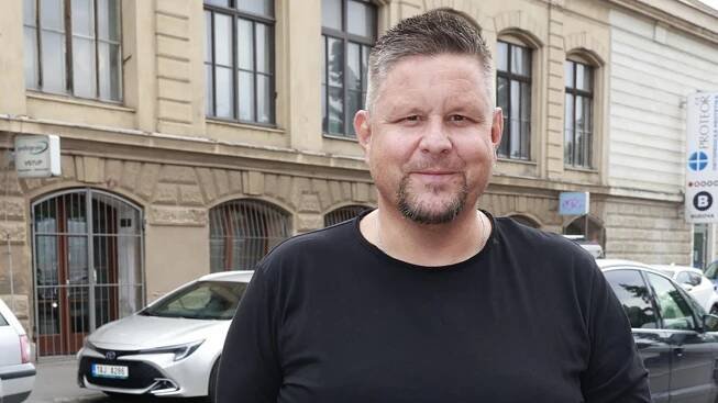 Herec Michal Novotný klesl na dno u svých vlastních fanoušků: Jeho politické aktivity mnohým vyrazily dech. Nyní přišla další rána