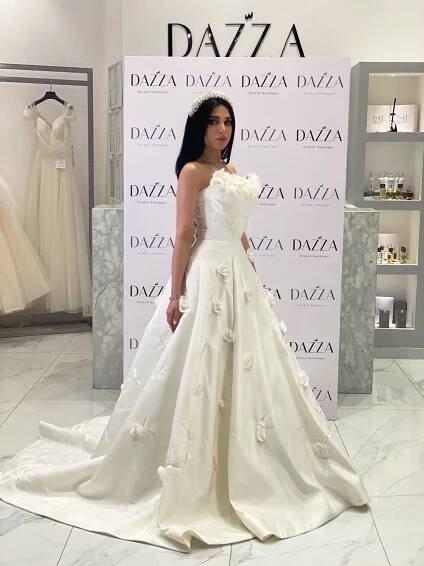 White Rose Bridal Gown(4).jpg