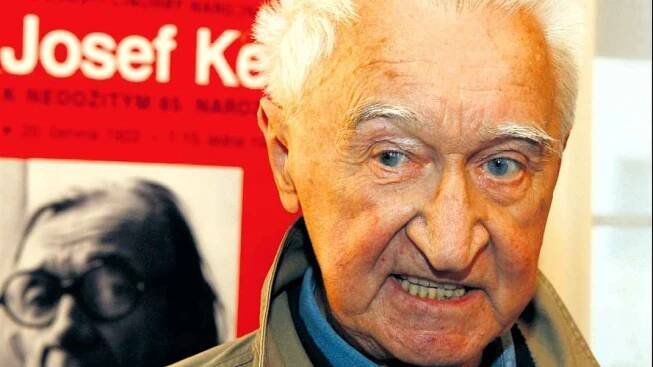 Josef Kemr proslul herectvím i trabantem