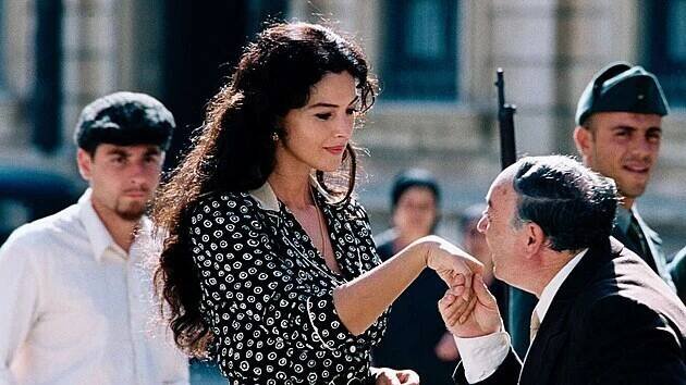Monica Bellucci ve filmu Maléna.