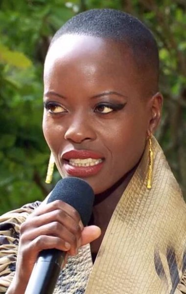 Florence Kasumba - Wikipedia