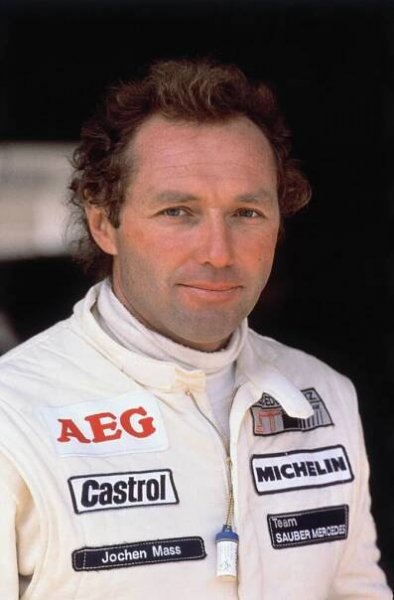 Mercedes-Benz Rennfahrer Jochen Mass verstorben : Mercedes-Benz Museum Stuttgart: Classic Fanseite
