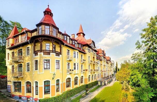 Grand Hotel Praha Tatranská Lomnica Exterior photo