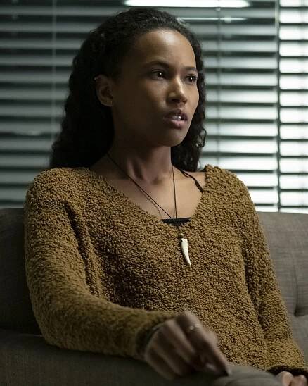 Siréna - Serenity - Z filmu - Fola Evans-Akingbola