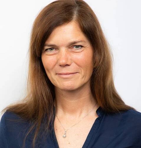 The B2B group expert on information, data and technologies