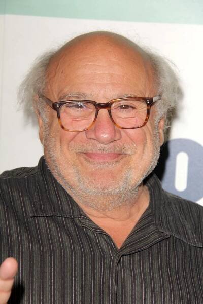 Herec Danny DeVito slaví 75 narozeniny! Pitomce hraje rád