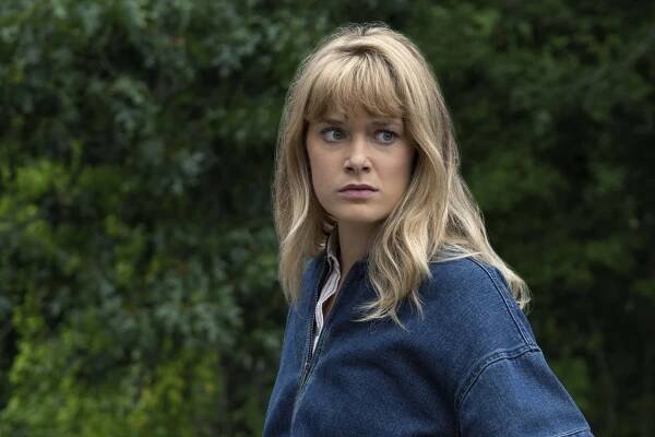 Lidská společnost - Co se stalo - Z filmu - Rachel Keller