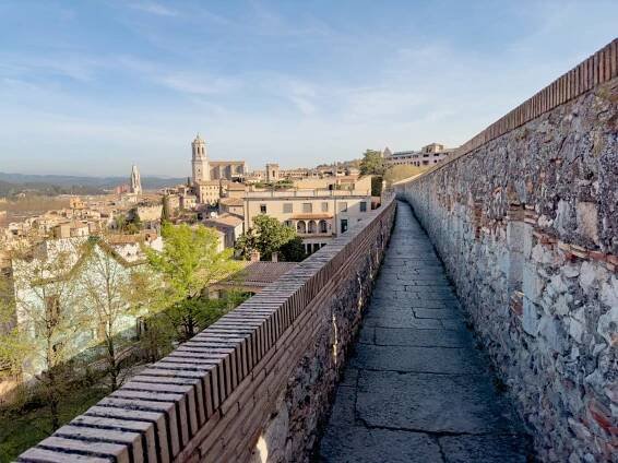 Girona city walls