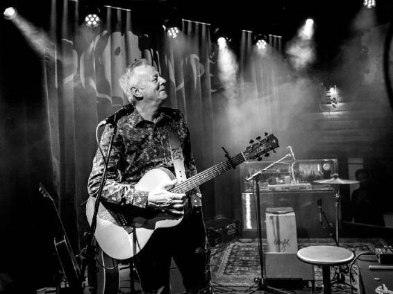 Kytarista a hudební mág Tommy Emmanuel oslaví 70. narozeniny
