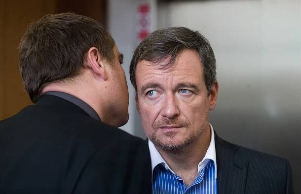 Rathovi hrozí návrat do vězení. Soud o korupční kauze rozhodne v červnu