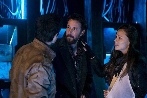 Falling Skies - Space Oddity - Z filmu - Noah Wyle, Moon Bloodgood