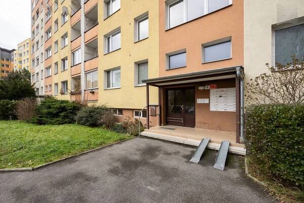 Prodej slunného bytu 2+1 o celkové ploše 44m 2  na ulici Trnkova, Olomouc - náhled 16