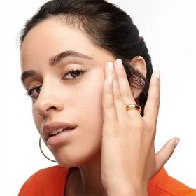 L’Oréal Paris Revitalift Clinical čisticí pěna na obličej