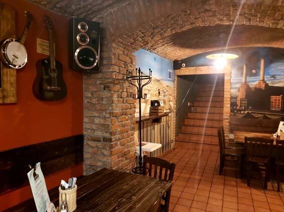 Interiér – Restaurace U Voraře
