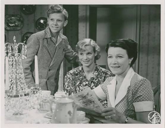 Hans-Georg Järrsten, Ingrid Thulin, Ester Roeck Hansen - Kärleken segrar - Z filmu