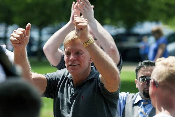 Former KKK leader endorses Trump for president again – and Tucker Carlson for VP