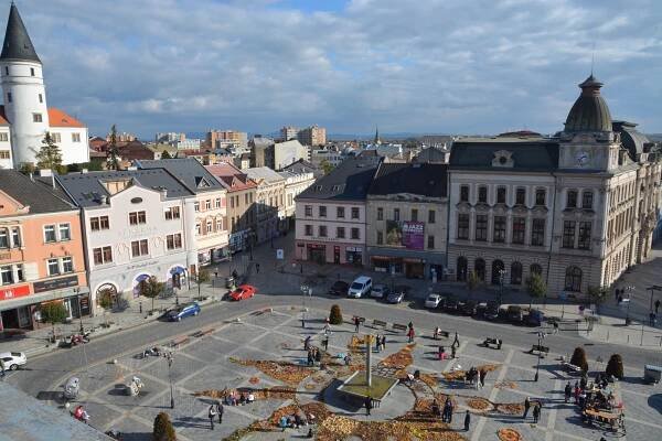 Masarykovo náměstí zkrášlí přírodní koberec. Land art oslaví 120 let Michalova