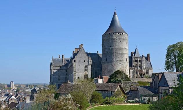 Soubor:Chateau-de-Chateaudun-DSC 0130.jpg – Wikipedie