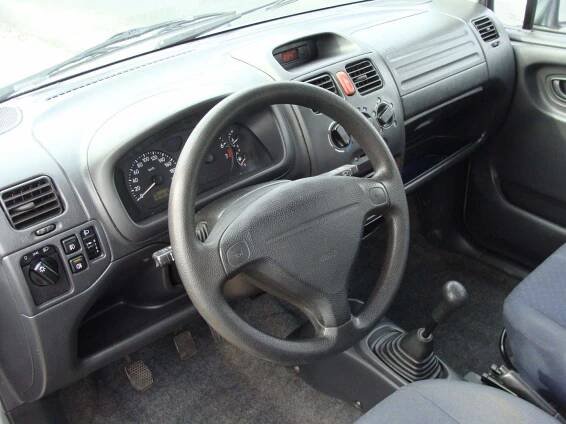 Prodej Suzuki - Wagon R 1.3i 4x4, Servisní kniha | tutut.cz