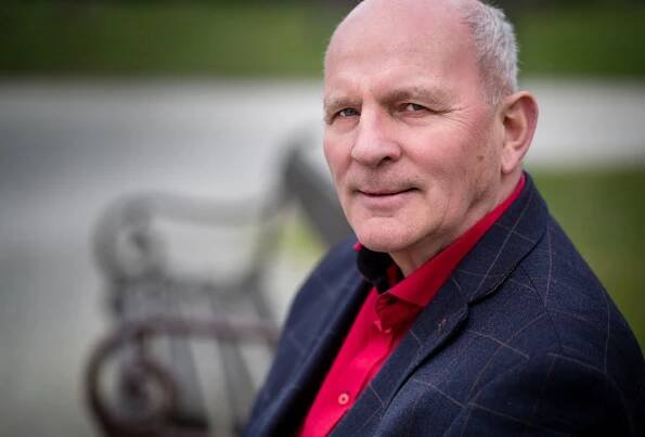 Do prezidentských volieb ide František Mikloško, kandidovať bude tretíkrát