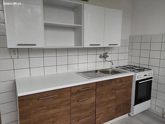 Pronájem bytu 2+1 50 m², Josefa Kotase, Ostrava - Hrabůvka