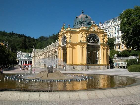 Karlovy Vary, Mariánské Lázně a Františkovy Lázně na Seznamu světového dědictví - ÚOP Loket