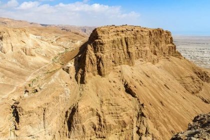 Hiking tour to Masada via Eleazar trail and Runner trail