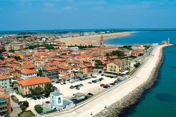 KOMBI RESIDENCE PINETA VILLAGGIO AI PINI - Itálie - Kombinované zájezdy | Superzajezdy.cz