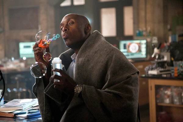Hranice nemožného - Diethylamid kyseliny lysergové - Z filmu - Lance Reddick