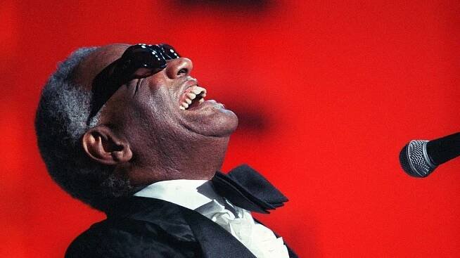 Genius. Vyjdou hity a nevydané rarity průkopníka R&B Raye Charlese