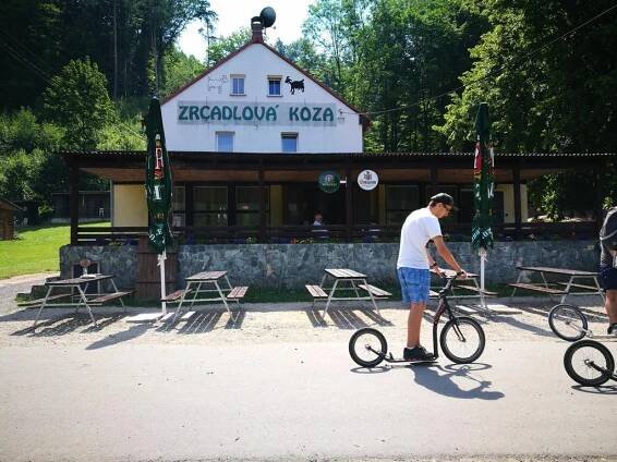 Jízda na kole v ubytování Zrcadlová Koza nebo okolí