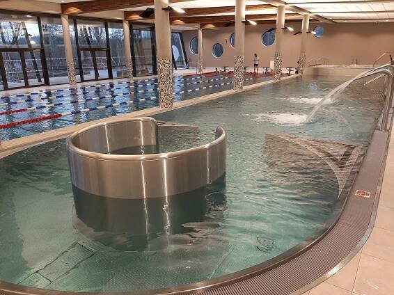 VIDEO: O nové Aquacentrum ve Vrchlabí je velký zájem už před otevřením