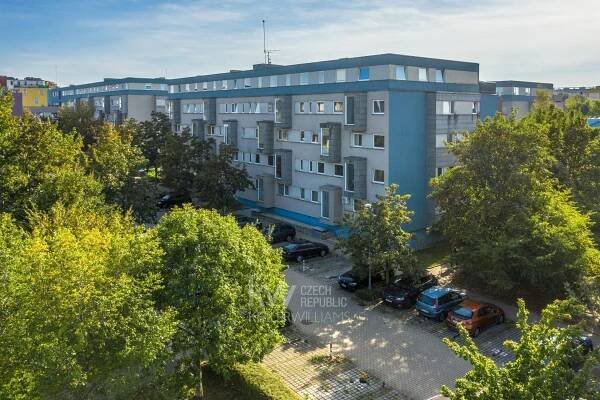 REZERVACE - Prodej bytu 2+kk s terasou a parkovacím stáním, Praha 9 Střížkov - Keller Williams