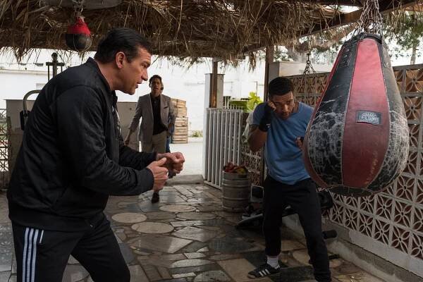 Podfu(c)k - Haymaker - Z filmu - Tamer Hassan, Luke Pasqualino, Lucien Laviscount