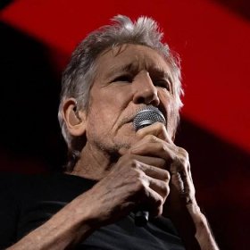 Pink Floyd fans left unimpressed after Roger Waters tells audience to ‘f**k off’ during ‘awkward’ London show
