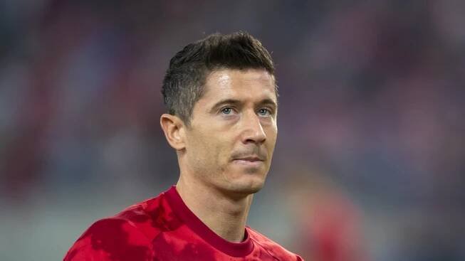 Lewandowski se přiblížil odchodu z Bayernu Mnichov. V novém klubu je ochoten brát menší plat