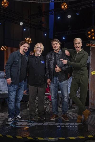 Ismo Leikola, Heikki Silvennoinen, Teemu Selänne, Christoffer Strandberg - Top Gear Suomi - Promo