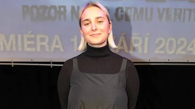 Nejstarší dcera Daniela Landy má vedle zpěvu zajímavou profesi: Anastázie je manažerkou atmosféry na obřím festivalu - Super.cz
